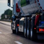 Jak przygotować ciężarówkę do długiej trasy? Wskazówki od ekspertów Mobilnego Serwisu!